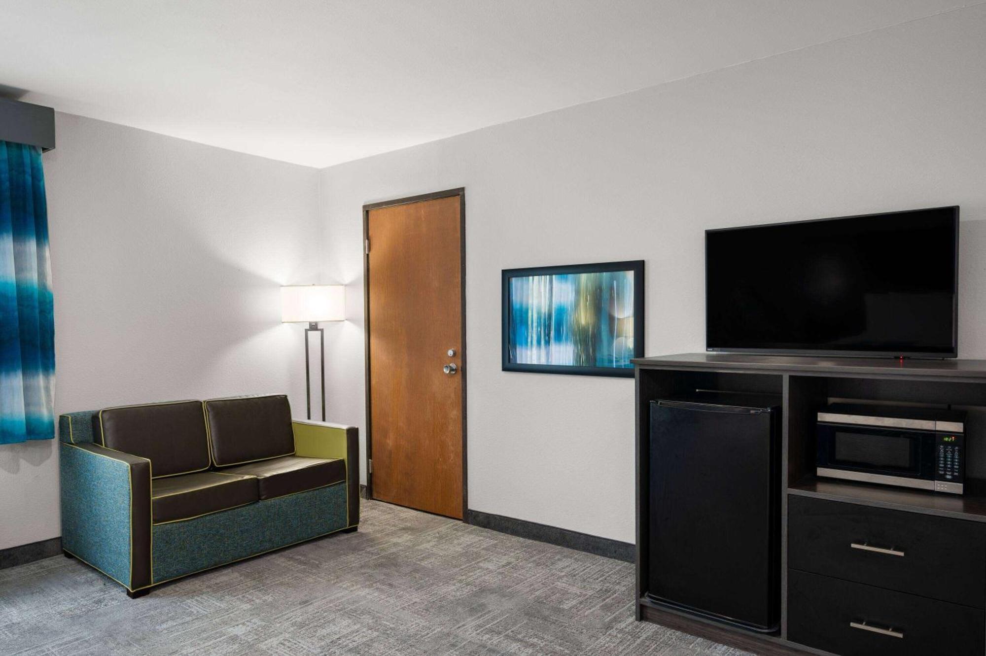 La Quinta Inn By Wyndham Indianapolis Airport Executive Dr Eksteriør billede