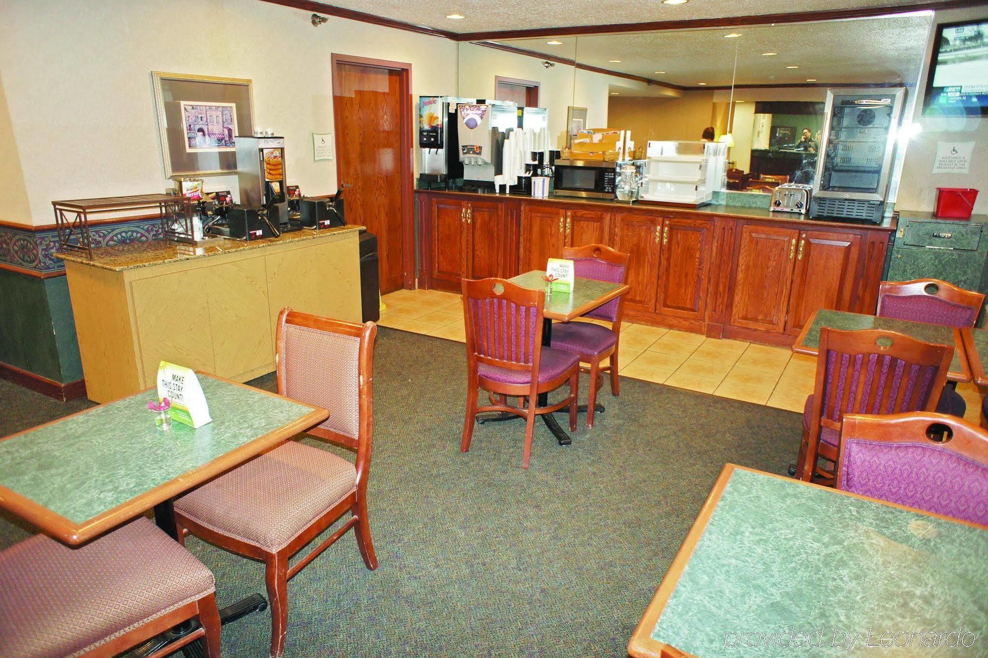 La Quinta Inn By Wyndham Indianapolis Airport Executive Dr Eksteriør billede